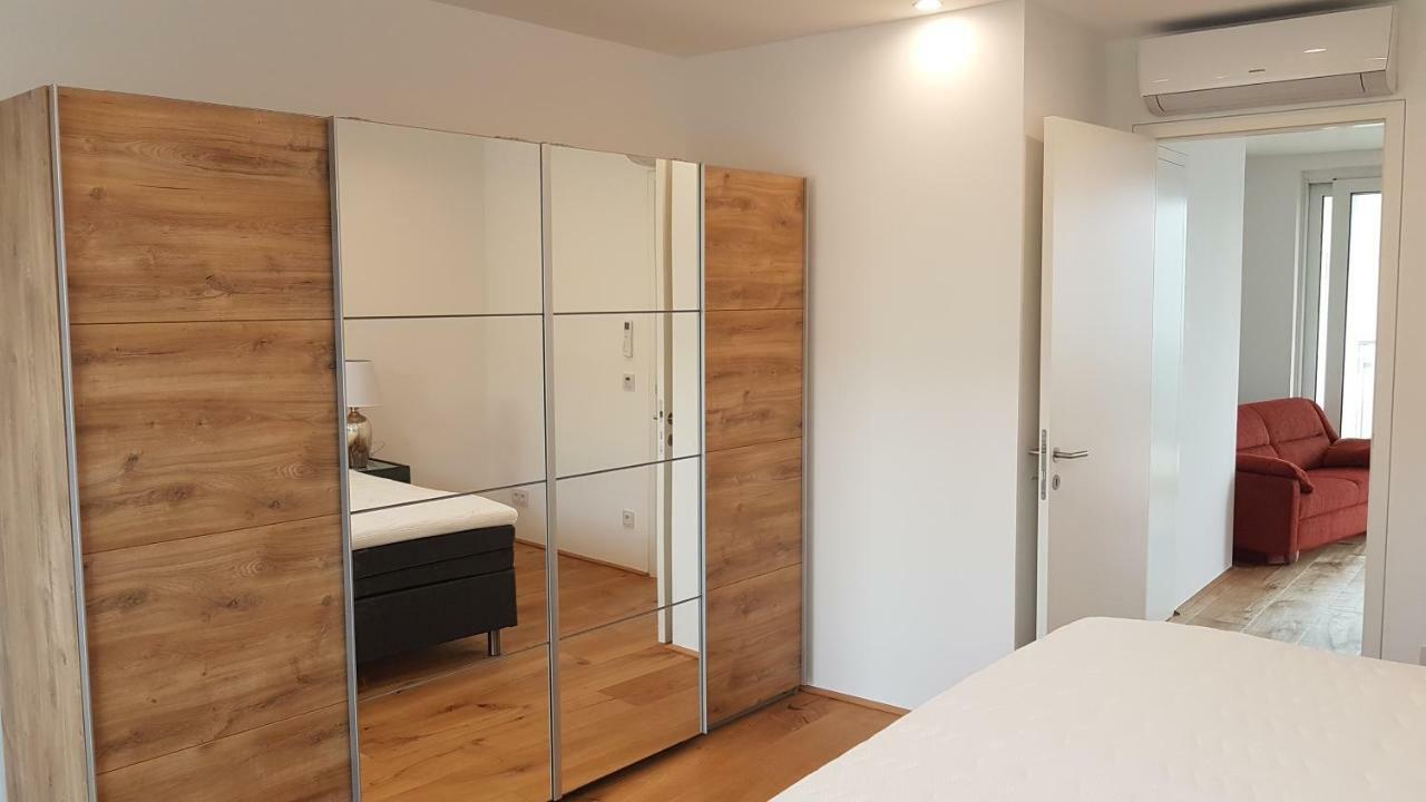 Loft #11 Mit Grosser Loggia Und Terrasse Viena Exterior foto